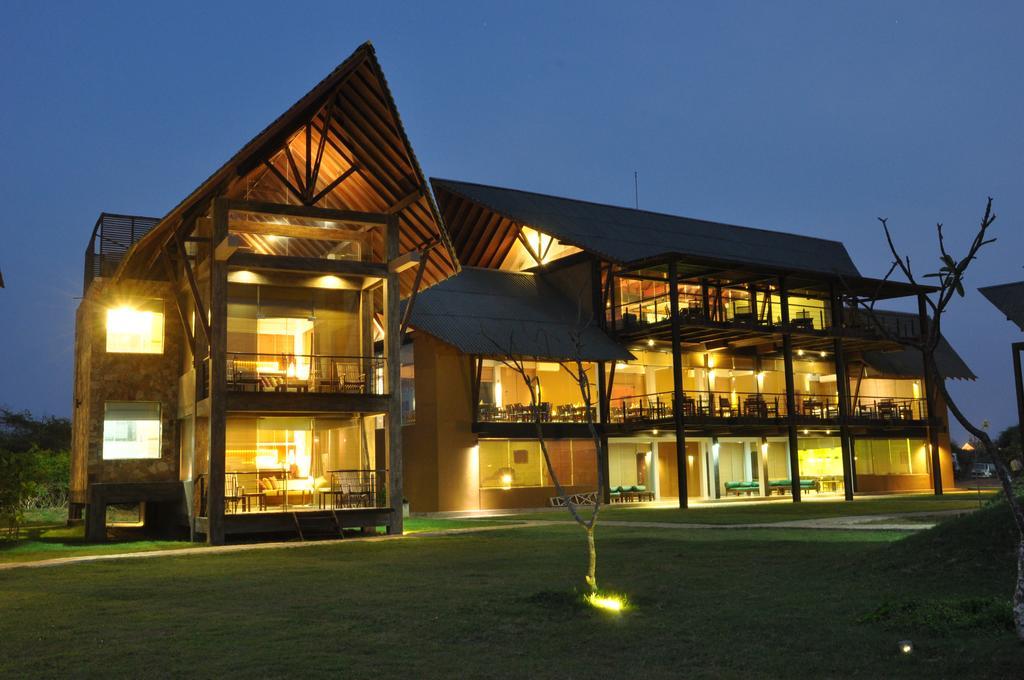 Laya Safari Resorts & Spa Яла Екстериор снимка