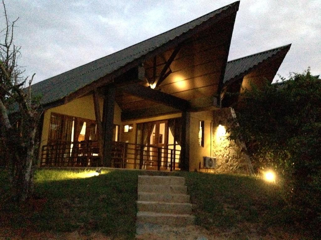 Laya Safari Resorts & Spa Яла Екстериор снимка