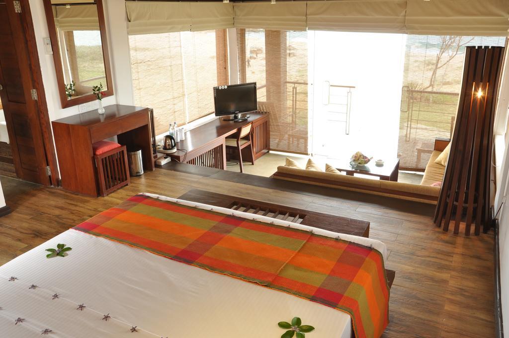 Laya Safari Resorts & Spa Яла Екстериор снимка